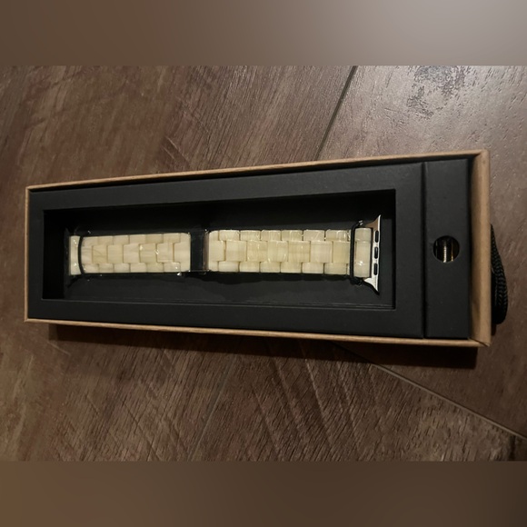 Quince Cellulose Acetate Apple Watch Band - Picture 3 of 6